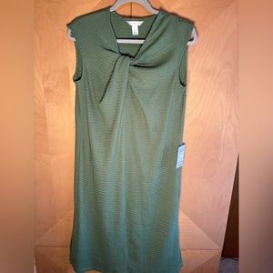 Green long textured dress